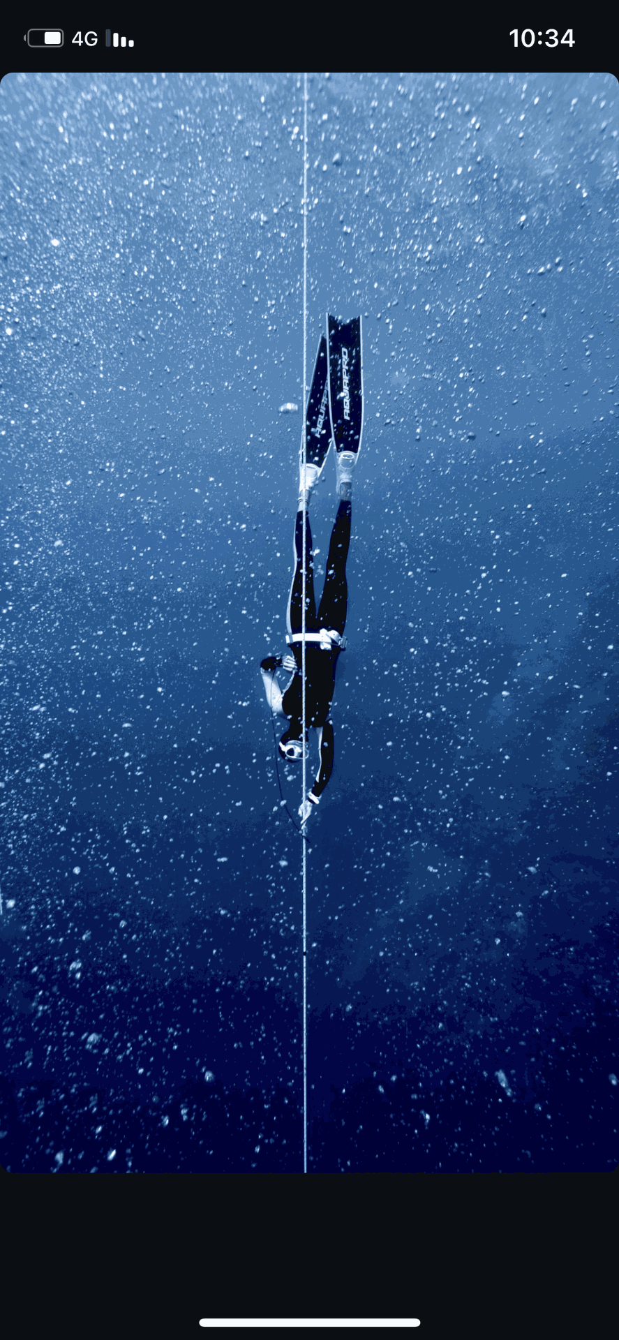 Free diving, free diving, deep blue, underwater world, ocean exploration, scuba diving, deep challenge, underwater meditation, diving photo, water sport, deep diving.